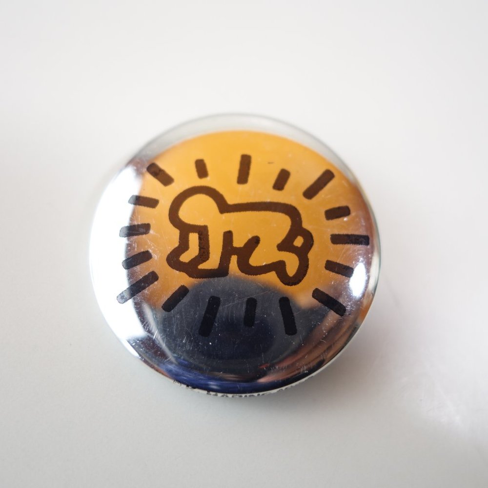 Vintage 1988 Keith Haring Radiant Baby Pop Art Reflective Silver Pin-Back Button